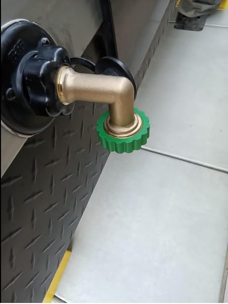 Lead-Free Brass 90°Hose Elbow Fitting,90 Degree Hose Saver Green Quick Swivel Connect Adapter,Thread Size 3/4" Connectors,Hose Protector with Water Filter 2 Pcs