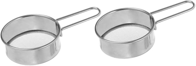 Healifty 2Pcs Stainless Steel Powder Sugar Sifter Baking Flour Sieve with Ergonomic Handle for Home and Professional Use Lightweight and Easy to Operate