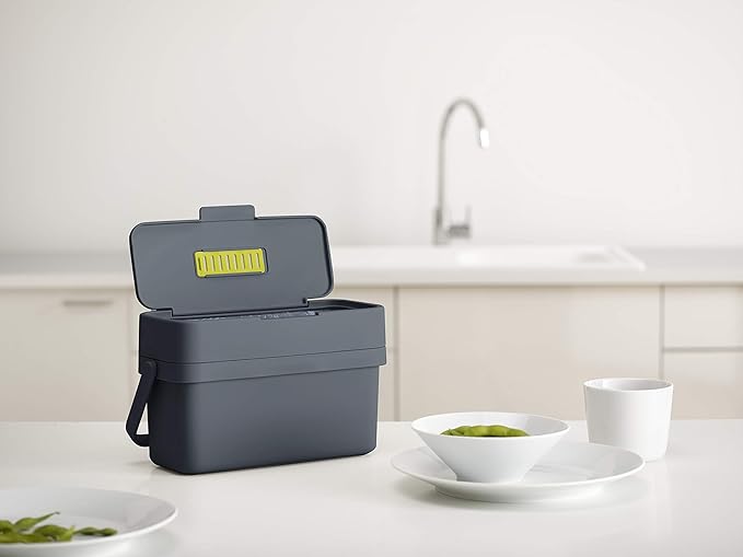 Joseph Joseph Compo Mountable Food Waste Caddy, Easy-Fill with Adjustable Air Vent Compost Bin, 4 Liters/1 Gallon, Graphite